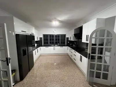 Una cocina o zona de cocina en Large Villa in Maspalomas with Huge Private Pool, Jacuzzi & Gym