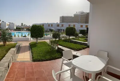 Piscina en o cerca de Las Brisas 26