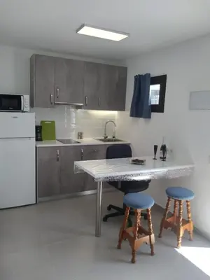 Una cocina o zona de cocina en Yumbo Rainbow Homes D