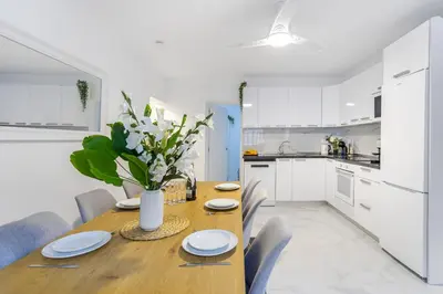Una cocina o zona de cocina en House of dreams