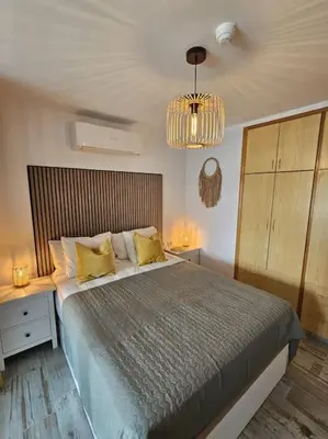 Cama o camas de una habitación en La Conchita by CASAS COCODRILO