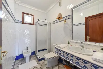 Un baño de Seaview Holiday Rental by VillaGranCanaria
