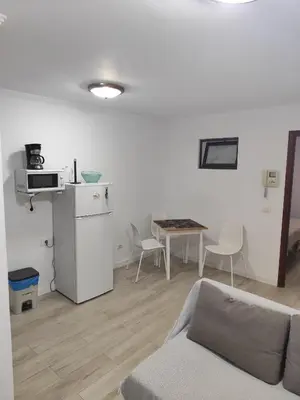 Una cocina o zona de cocina en Apartamento Canteras beach
