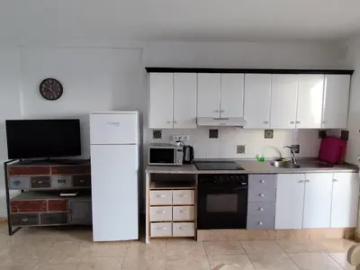 Una cocina o zona de cocina en Koka Seaview 8