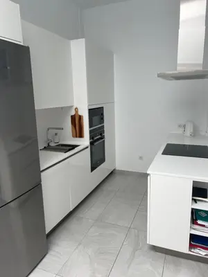 Una cocina o zona de cocina en LITTLE NELL casa compartida
