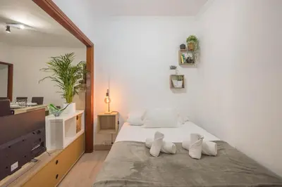 Cama o camas de una habitación en Cozy Mesa Y López House 5min To Las Canteras