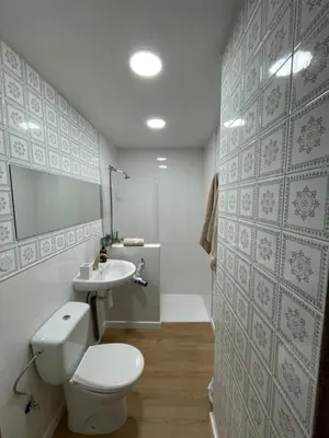 Un baño de Las Canteras Beach Promenade