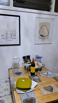 Comida en o cerca de este apartamento