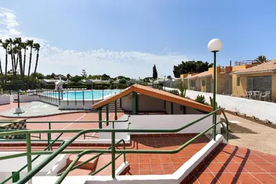 Piscina en o cerca de Playa Flor 77 by VillaGranCanaria