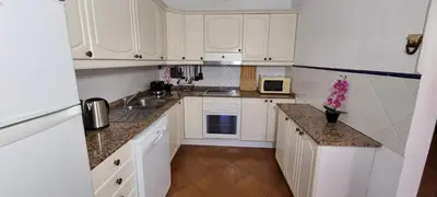 Una cocina o zona de cocina en Private house Tauro 10 - Simunek