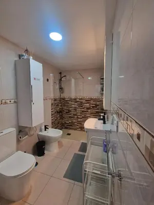 Un baño de Lapo Apartments Yumbo Center