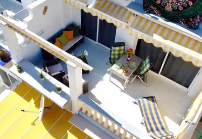 Un balcón o terraza de Monseñor Ocean Panorama