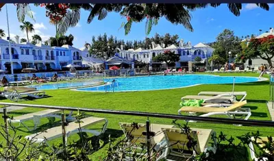 Piscina en o cerca de Home Wellness