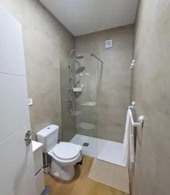 Un baño de Alma Home