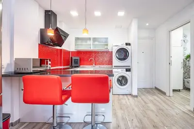 Una cocina o zona de cocina en Luxury Pool View Apartment Iguazu
