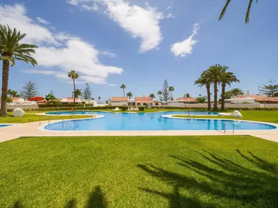 Piscina en o cerca de Exclusive Designer Bungalow in Maspalomas By Pride Holiday Rentals