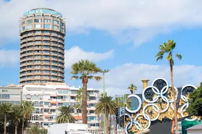 Edificio en el que se encuentra el apartamento
