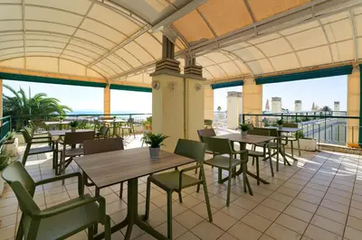 Un balcón o terraza de Salt Apartments Green Ocean