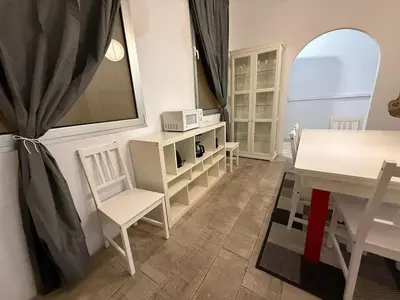 Una cocina o zona de cocina en Town House Near The Beach