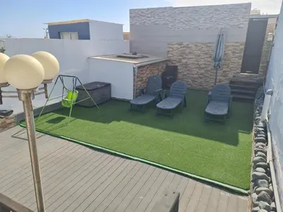 Un patio o zona al aire libre en Holidays or work 3 bedrooms 90 M2 TERRACE AC