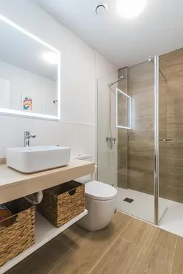Un baño de Home2Book Modern & Chic Studio in La Isleta