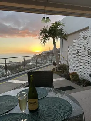 Un balcón o terraza de Apartman VERA - Beautiful Sunshine And Sea View