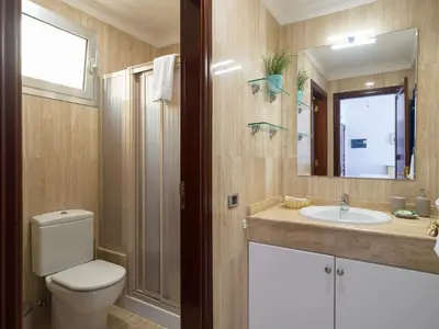 Un baño de HolaMogamar