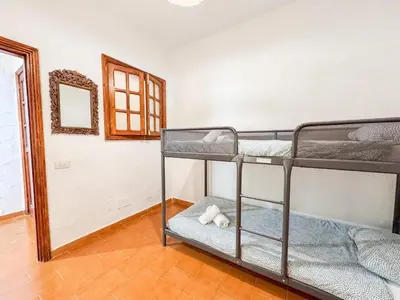 Cama o camas de una habitación en Fee4Me 5 Min from Sardina Beach