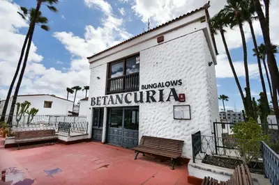 Edificio en el que se encuentra el apartamento