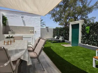 Jardín al aire libre en Paraiso en Maspalomas, Bonito y Moderno Bungalow