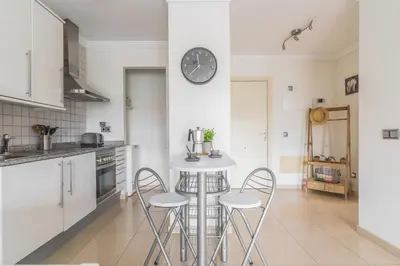 Una cocina o zona de cocina en Home2Book Urban Retreat & Shared Pool Las Palmas