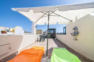 Un balcón o terraza de Twilight Dreams 2 - Studio with private rooftop pool center - Playa del Ingles
