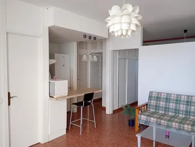 Plano de Apartamento Las Canteras y piscina
