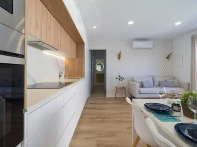 Una cocina o zona de cocina en Refurbished 2 bedrooms house private pool