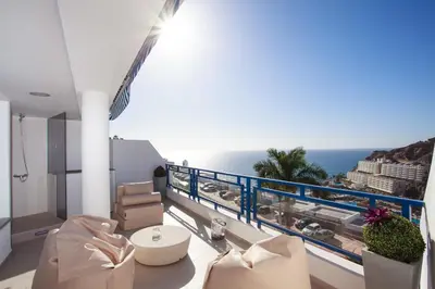 Plano de Modern Designer Apartment Taurito