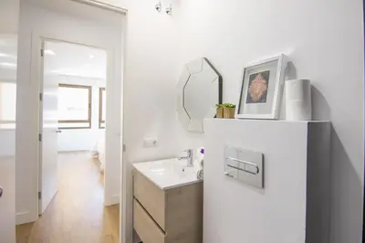 Un baño de Blue Horizon Las Canteras
