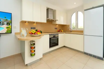 Una cocina o zona de cocina en AquaMarina Luxury House by Canarias Prime Homes