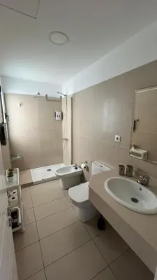Un baño de Vv BRISAMAR