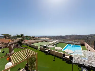 Piscina en o cerca de Villa in Maspalomas with Heated Pool & Sports