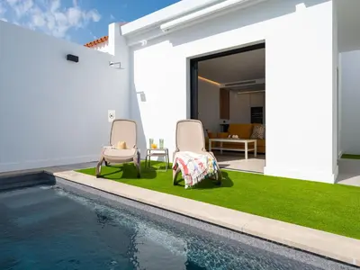 Piscina en o cerca de Chalet in Maspalomas with Heated Pool