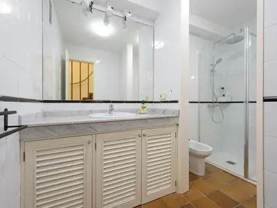 Un baño de Apartment in Pasito Blanco near Private Beach