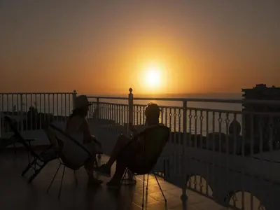 Amanecer o atardecer desde el chalet de montaña o alrededores