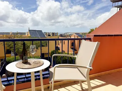 Un balcón o terraza de Meloneras Ocean View By Canaryscape