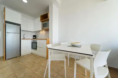 Una cocina o zona de cocina en Salt Apartments Reina Sol