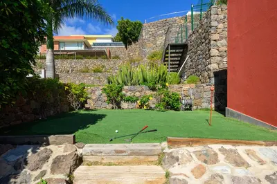 Jardín al aire libre en Villa in Salobre with Private Pool & Stunning View