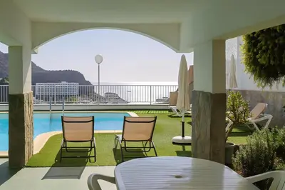 Piscina en o cerca de Guayarmina 201