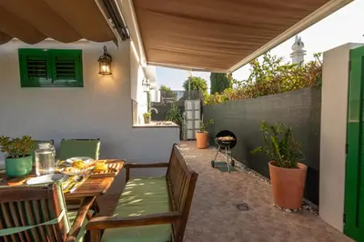 Un balcón o terraza de Bungalow Playa Flor 82 by Villagrancanaria