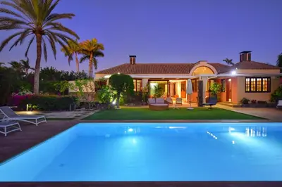 Piscina en o cerca de Royal Hideaway Maspalomas by VillaGranCanaria