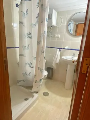 Un baño de Arinaga Chakra Home