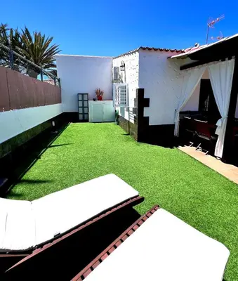 Jardín al aire libre en CAN HOST YUMBO - Private Terrace AA